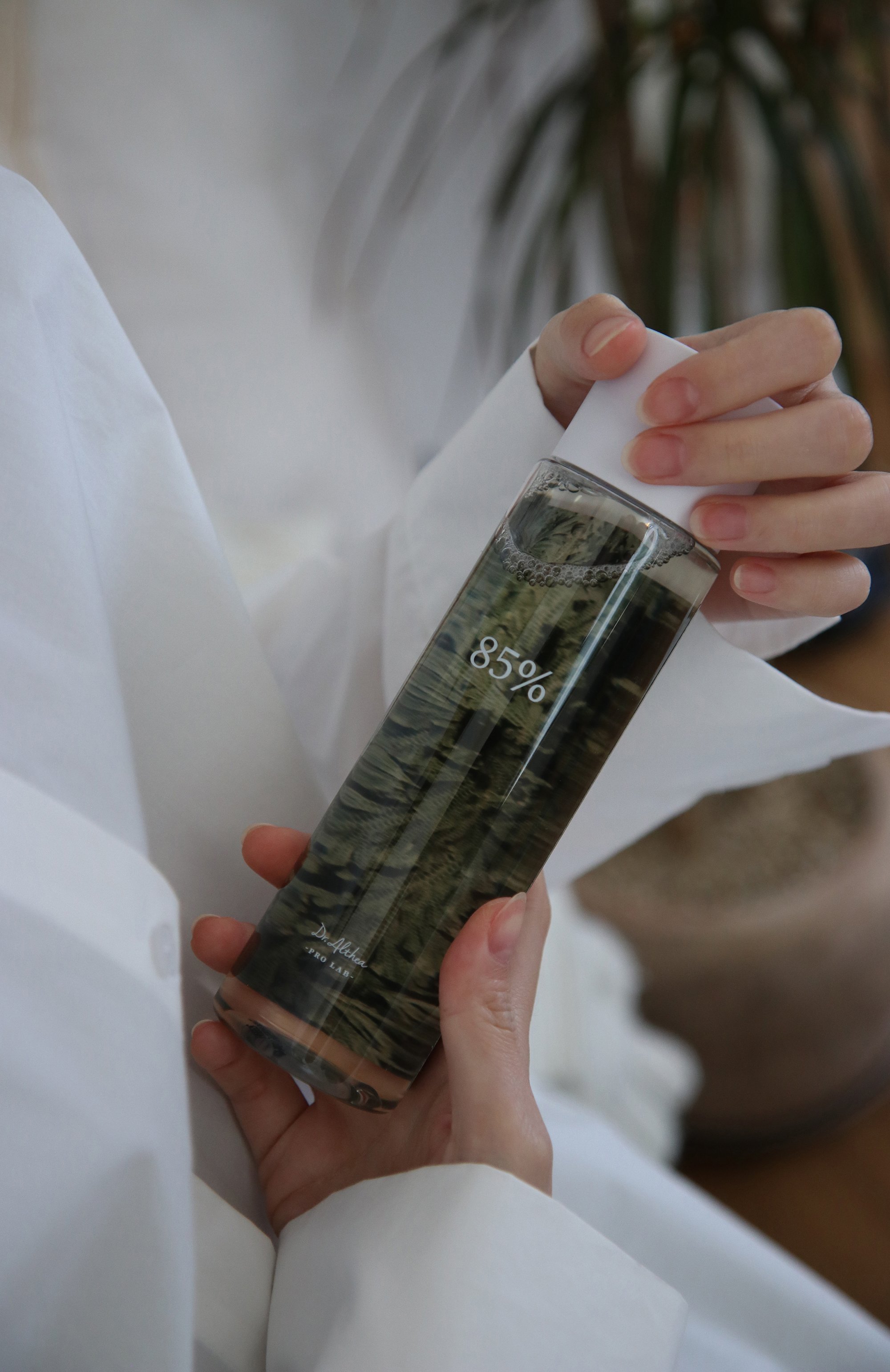 Тонер для лица anastatica skin conditioning toner (250ml) DR. ALTHEA бесцветного цвета по цене 2780 руб., арт. 253152, фото 4 Тонер для лица anastatica skin conditioning toner (250ml) DR. ALTHEA, арт. 253152, фото 4