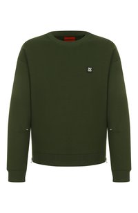 Темно-зеленый