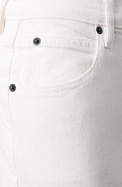 Женские джинсы grace crop SLVRLAKE белого цвета, арт. GRCJ701PWHTE | Фото 6 (Материал внешний: Хлопок, Деним; Длина (брюки, джинсы): Стандартные; Кросс-КТ: Деним; Детали: Бахрома; Силуэт Ж (брюки и джинсы): Расклешенные; Стили: Гранж)