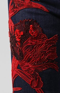 Женские джинсы с декоративной отделкой ROBERTO CAVALLI синего цвета, арт. IQJ228/DS005 | Фото 5 (Статус проверки: Проверена категория; Длина (брюки, джинсы): Стандартные; Материал внешний: Хлопок, Деним; Кросс-КТ: Деним)