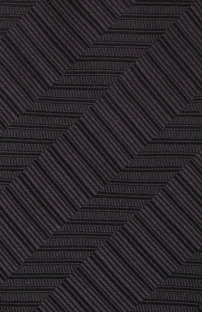 Шелковый галстук LANVIN черного цвета по цене 12600 руб., арт. 3212/TIE, фото 4 Шелковый галстук LANVIN, арт. 3212/TIE, фото 4