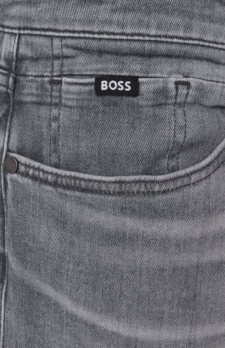 Мужские джинсы maine BOSS серого цвета, арт. 50538534 | Фото 6 (Длина (брюки, джинсы): Стандартные; Автоматизация ТО: Проставлено; Материал внешний: Хлопок, Деним; Автоматизация состава: Проставлено; Кросс-КТ: Деним; Силуэт М (брюки): Прямые; Детали: Делаве; Стили: Повседневный)
