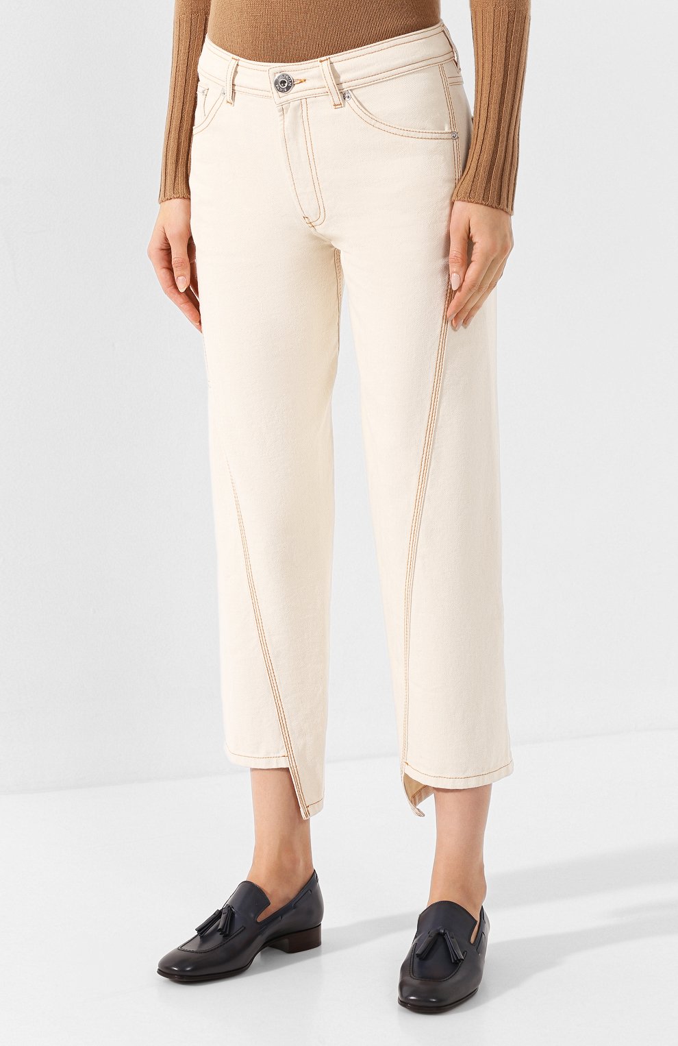 Укороченные джинсы LANVIN бежевого цвета по цене 75550 руб., арт. RW-TR503U-4271-H19, фото 3 Укороченные джинсы LANVIN, арт. RW-TR503U-4271-H19, фото 3