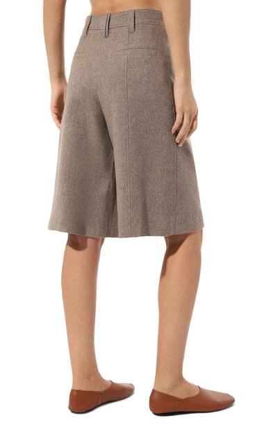 Шерстяные шорты BRUNELLO CUCINELLI светло-бежевого цвета по цене 169500 руб., арт. MD966B1268, фото 4 Шерстяные шорты BRUNELLO CUCINELLI, арт. MD966B1268, фото 4