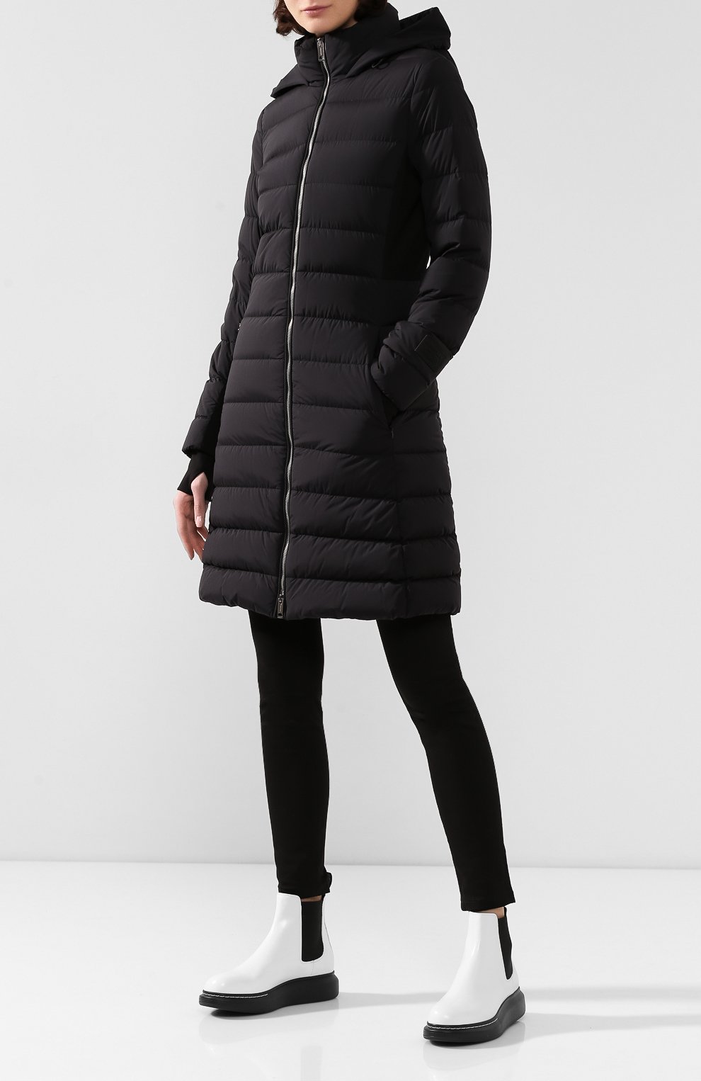 Пуховик newbridge BURBERRY черного цвета по цене 141500 руб., арт. 8018557, фото 2 Пуховик newbridge BURBERRY, арт. 8018557, фото 2