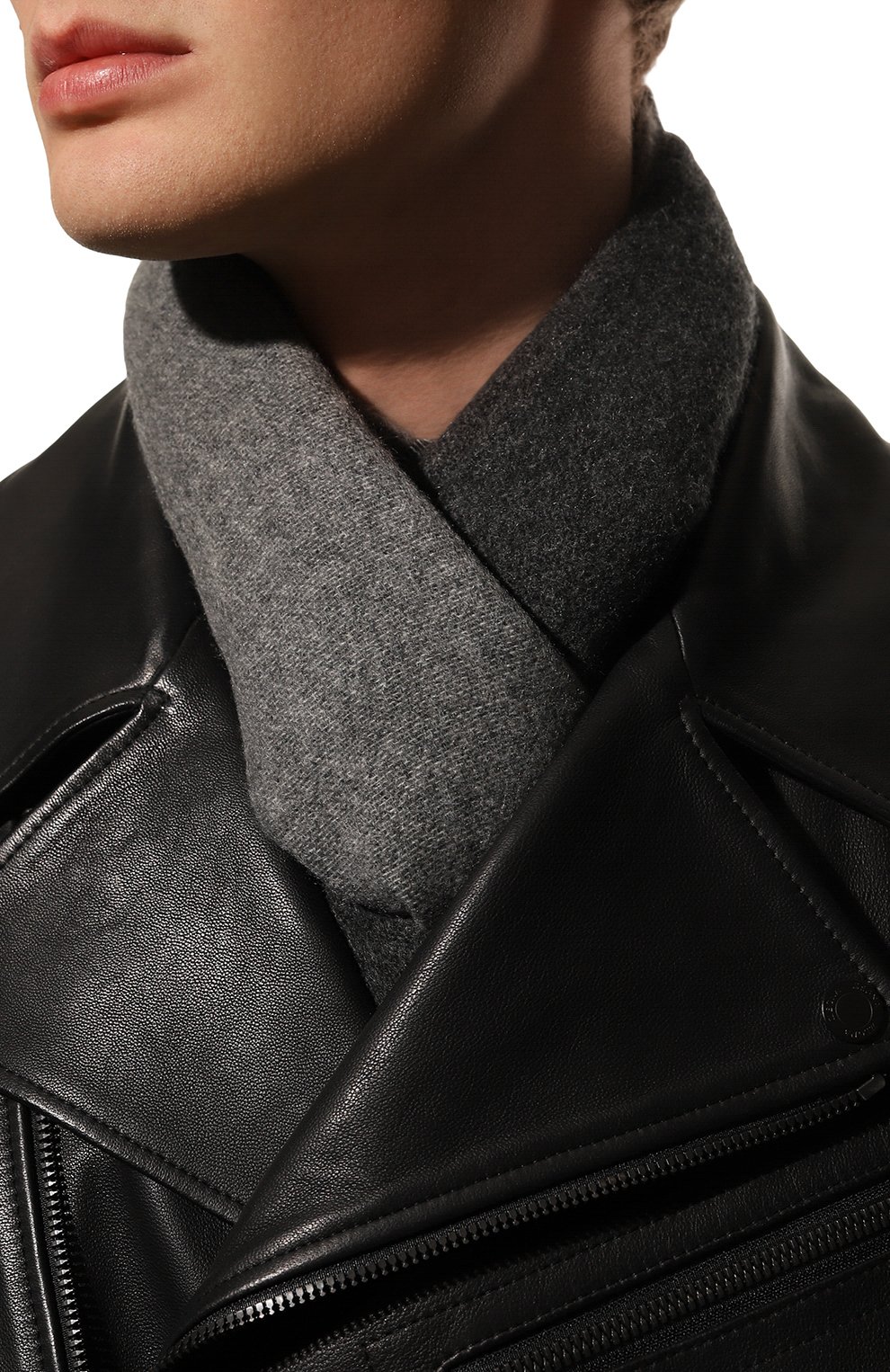 Кашемировый шарф ANDREA CAMPAGNA серого цвета по цене 44000 руб., арт. 632001, фото 2 Кашемировый шарф ANDREA CAMPAGNA, арт. 632001, фото 2