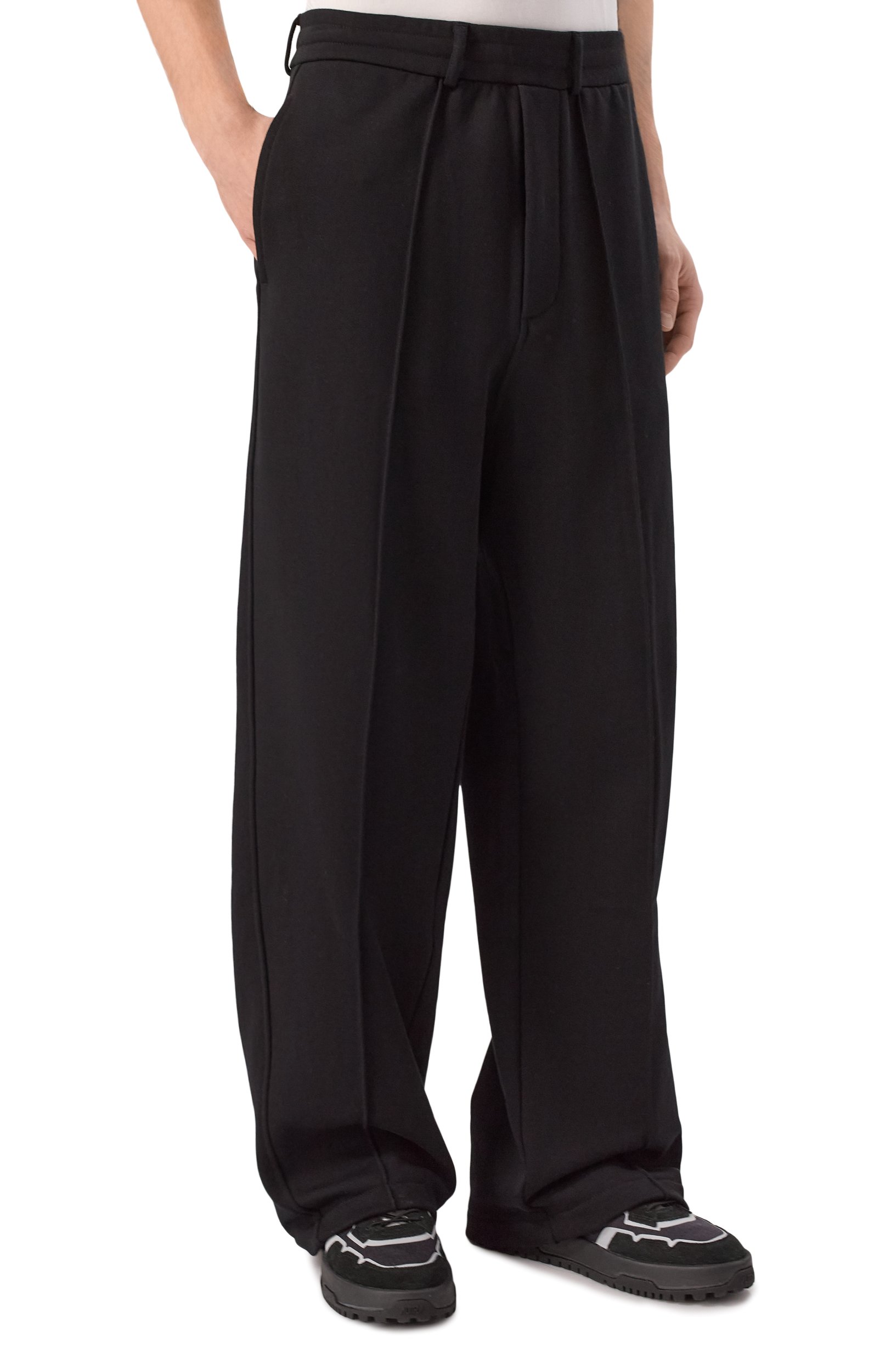 Хлопковые брюки EMPORIO ARMANI черного цвета по цене 31600 руб., арт. EM006837/AF13713, фото 3 Хлопковые брюки EMPORIO ARMANI, арт. EM006837/AF13713, фото 3