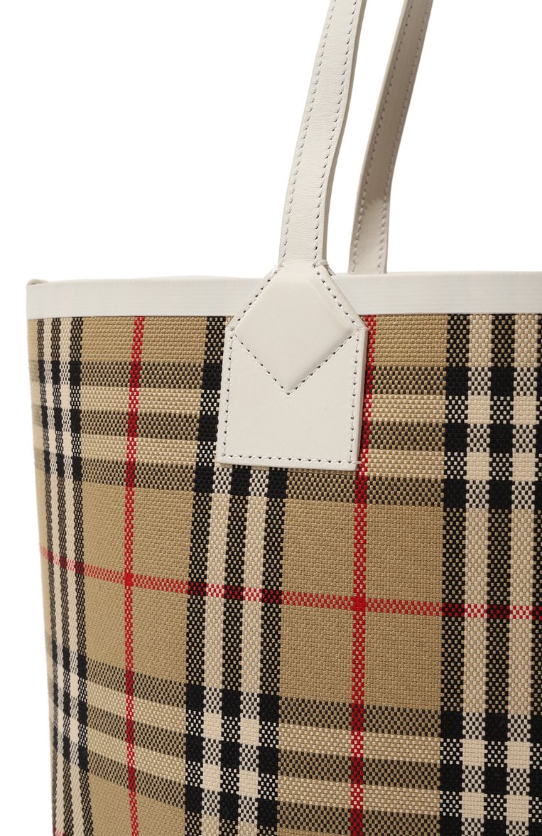 Женская сумка london small BURBERRY бежевого цвета, арт. 8072331A1464 | Фото 3 (Материал сплава: Проставлено; Размер: small; Материал: Текстиль; Драгоценные камни: Проставлено)