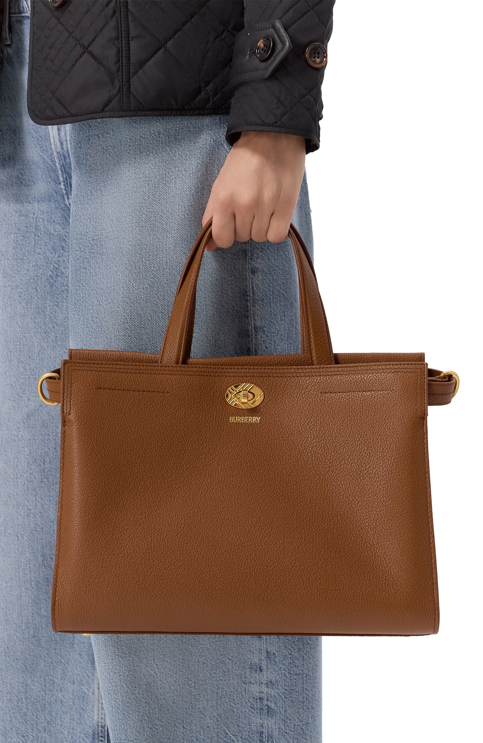 Сумка cotswolds small BURBERRY светло-коричневого цвета по цене 268000 руб., арт. 8129061, фото 2 Сумка cotswolds small BURBERRY, арт. 8129061, фото 2