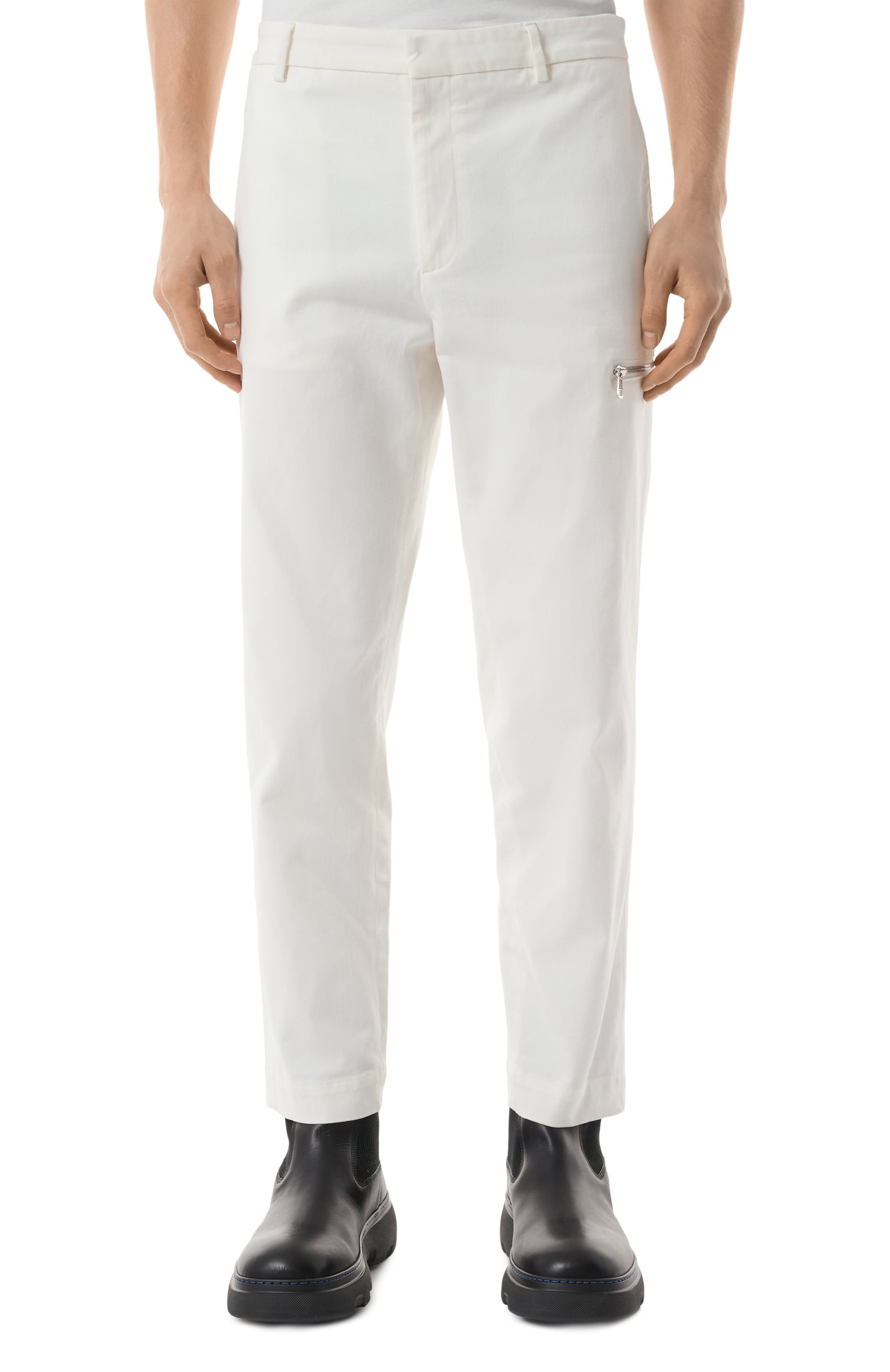 Хлопковые брюки MONCLER белого цвета по цене 65650 руб., арт. 2A000-31-596EJ, фото 3 Хлопковые брюки MONCLER, арт. 2A000-31-596EJ, фото 3