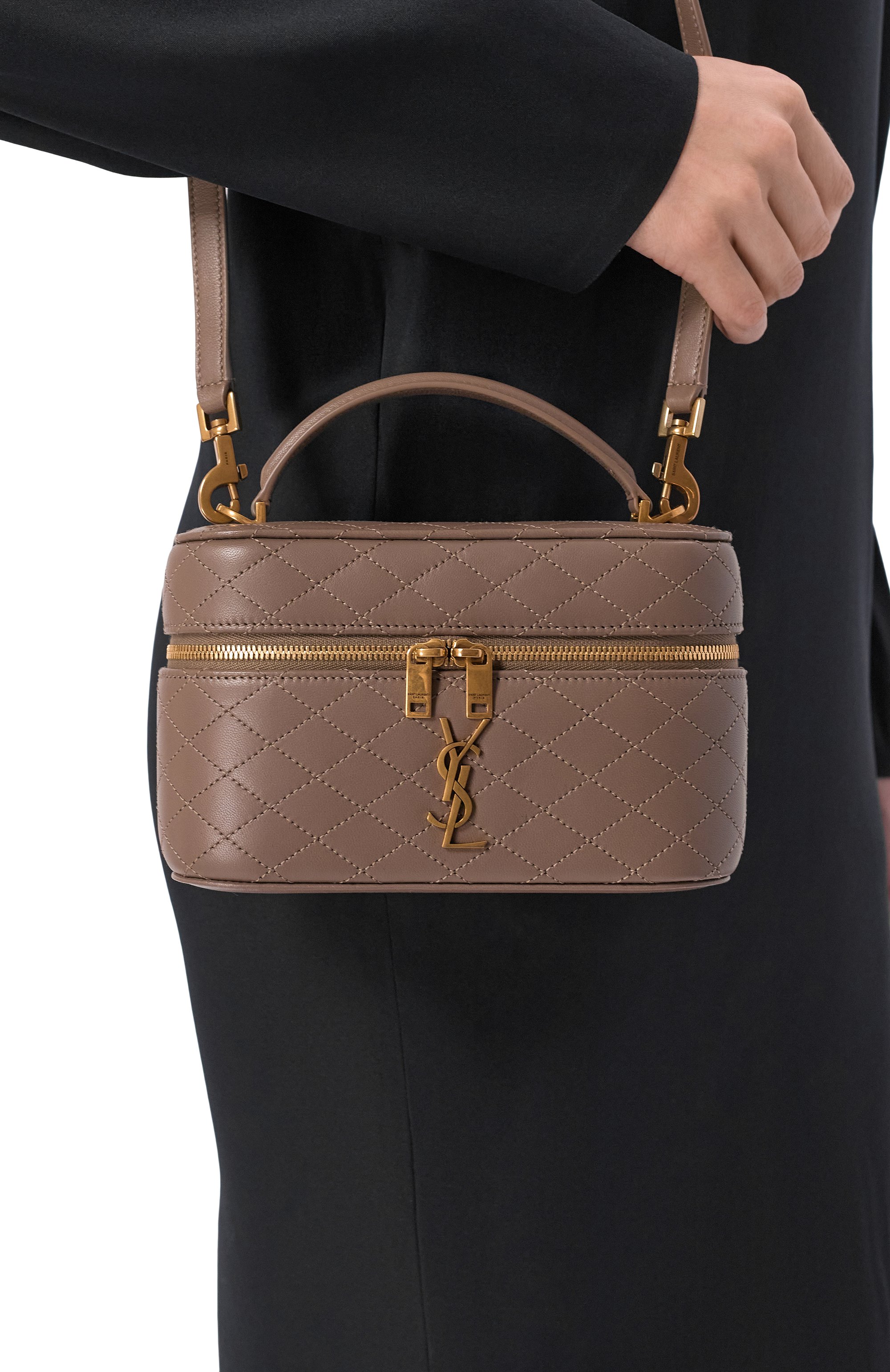 Сумка gaby SAINT LAURENT светло-коричневого цвета по цене 285000 руб., арт. 766731/1EL07_001, фото 2 Сумка gaby SAINT LAURENT, арт. 766731/1EL07_001, фото 2