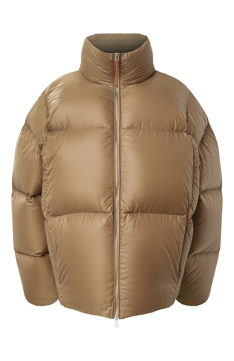 Женский пуховик JIL SANDER бежевого цвета, арт. J40AF0161-J70007 | Фото 1 (Материал подклада: Синтетический материал; Материал утеплителя: Пух и перо; Рукава: Длинные; Длина (верхняя одежда): Короткие; Кросс-КТ: Пуховик; Стили: Минимализм; Материал внешний: Синтетический материал)