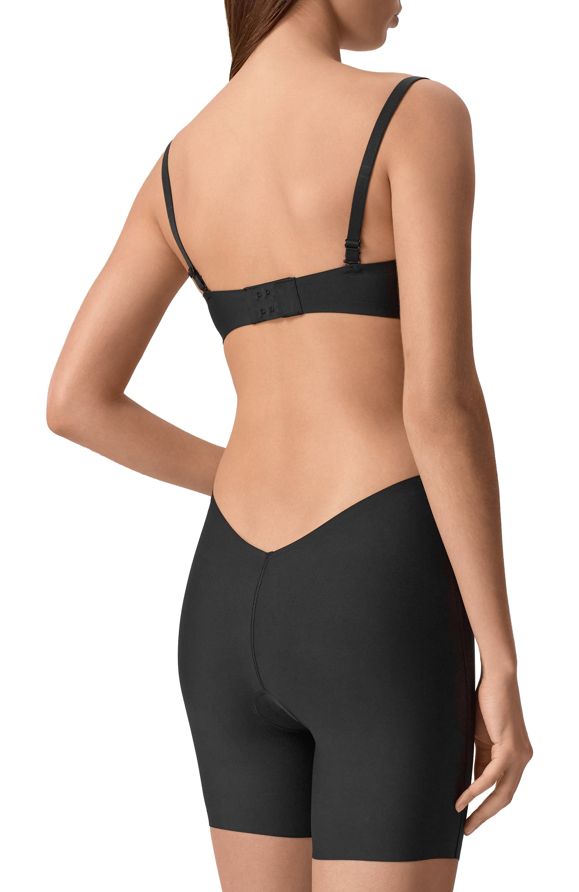 Шорты BYE BRA черного цвета по цене 9080 руб., арт. 2456, фото 3 Шорты BYE BRA, арт. 2456, фото 3