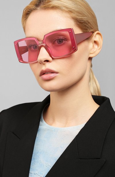Солнцезащитные очки BALENCIAGA темно-розового цвета по цене 33900 руб., арт. BB0081S 004, фото 2 Солнцезащитные очки BALENCIAGA, арт. BB0081S 004, фото 2