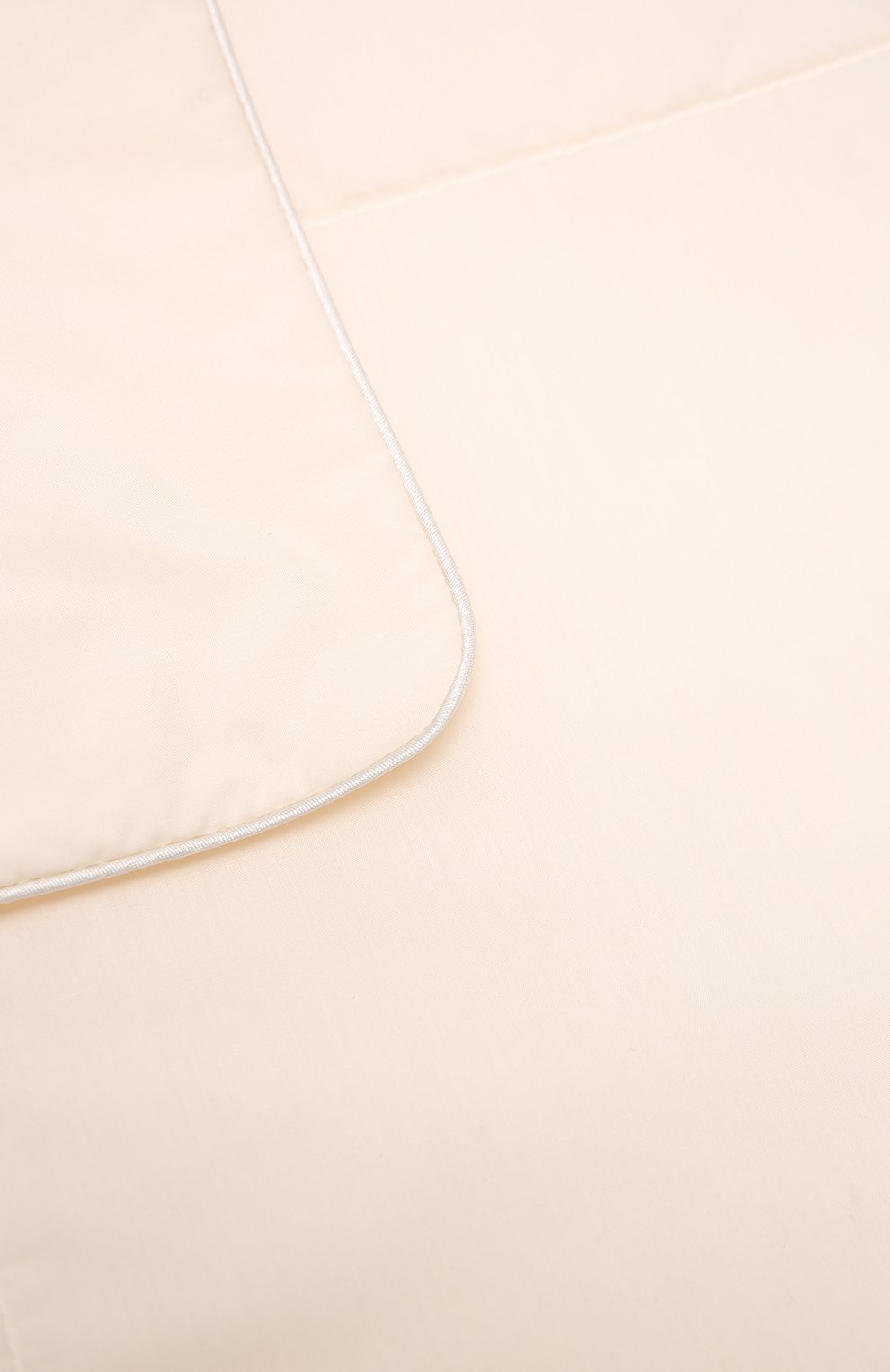 Комплект на выписку с кружевом CHEPE бежевого цвета по цене 15800 руб., арт. 031376, фото 4 Комплект на выписку с кружевом CHEPE, арт. 031376, фото 4