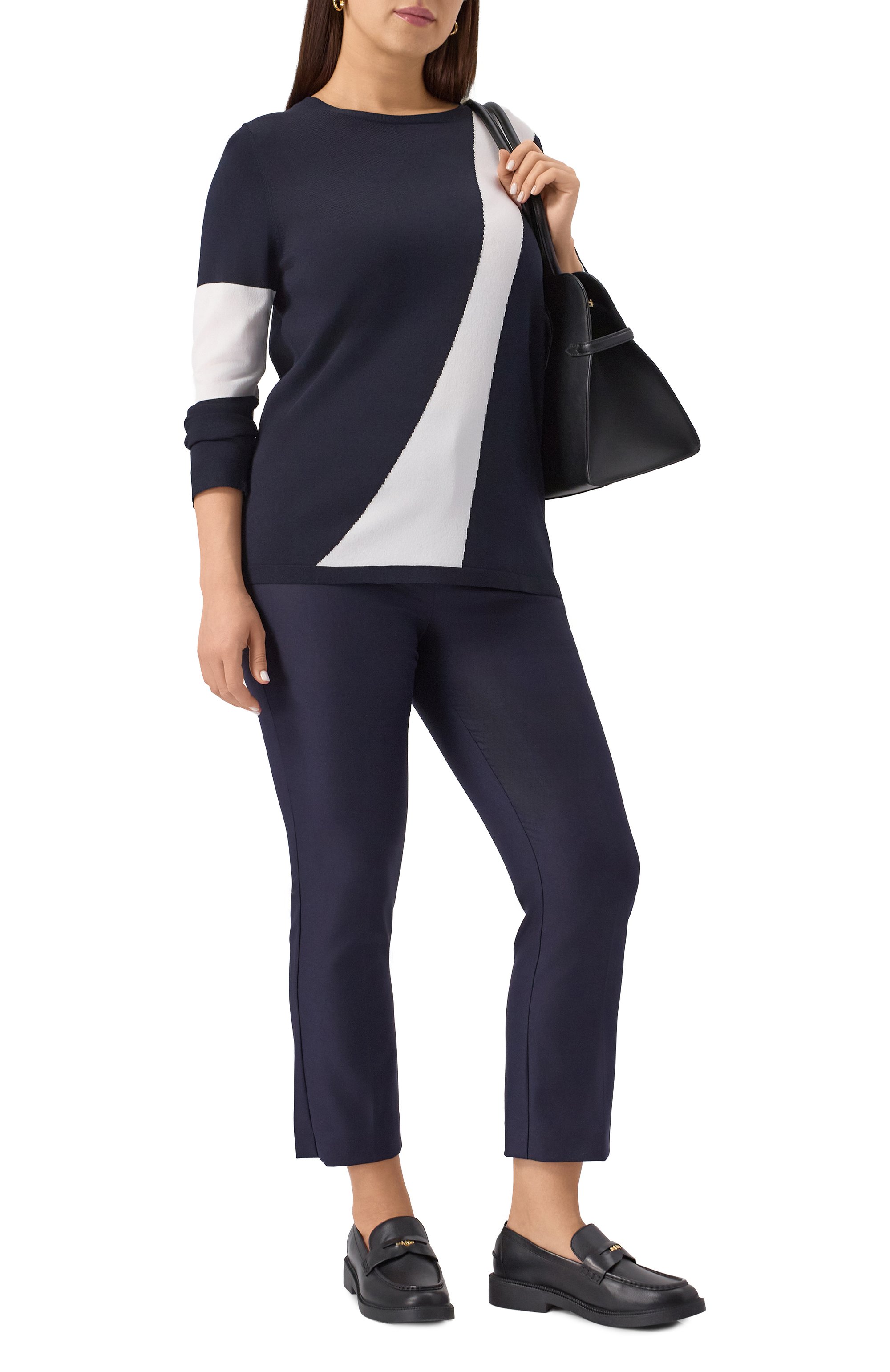 Брюки MARINA SPORT темно-синего цвета по цене 21100 руб., арт. HAITI, фото 2 Брюки MARINA SPORT, арт. HAITI, фото 2