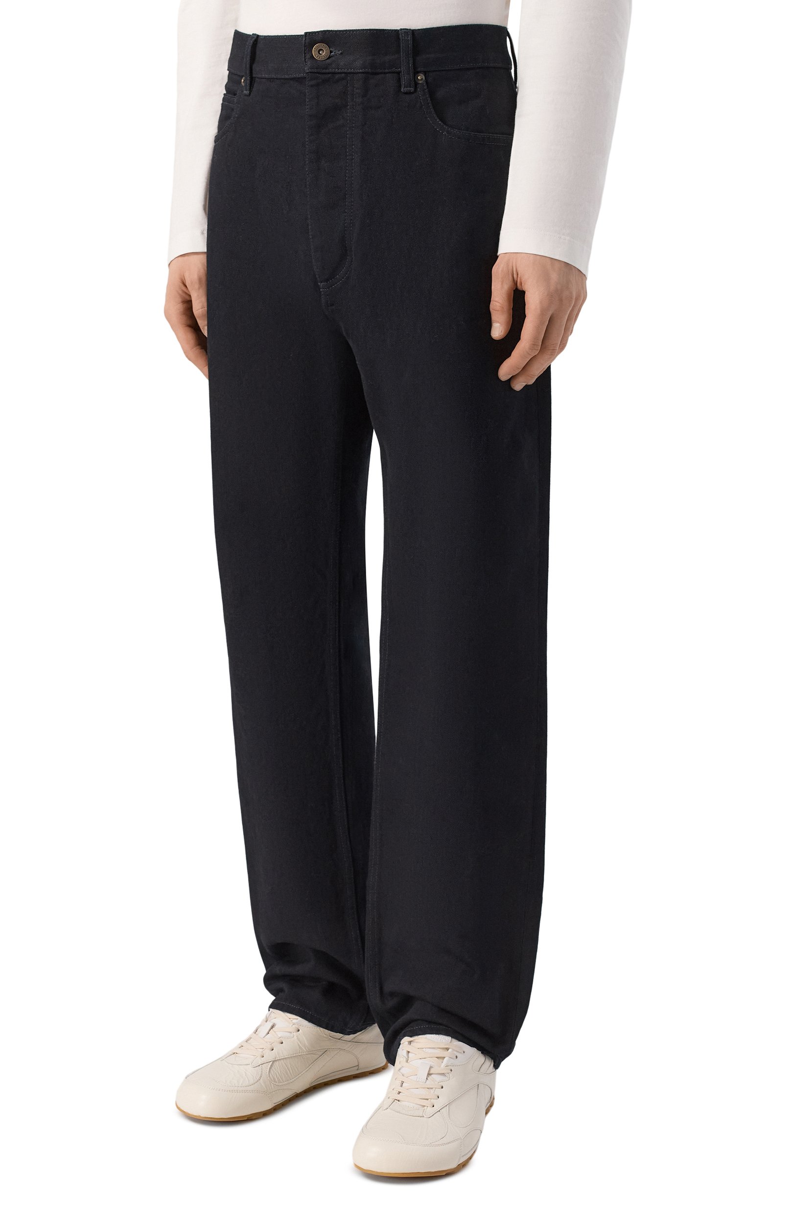 Джинсы BOTTEGA VENETA темно-синего цвета по цене 154500 руб., арт. A0055C/V70I0, фото 3 Джинсы BOTTEGA VENETA, арт. A0055C/V70I0, фото 3