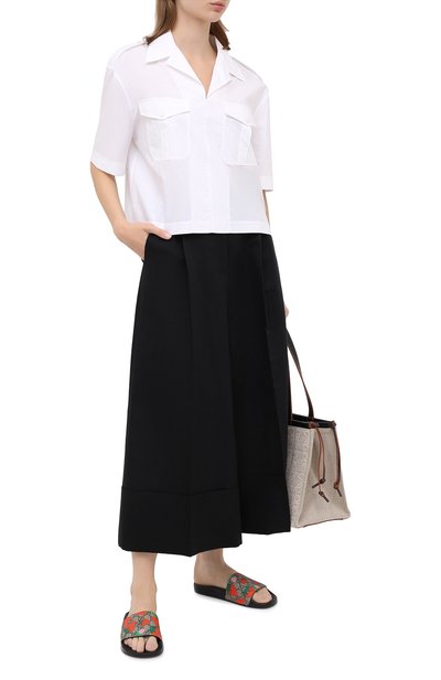 Резиновые шлепанцы pursuit GUCCI коричневого цвета по цене 41760 руб., арт. 408508/G2200, фото 2 Резиновые шлепанцы pursuit GUCCI, арт. 408508/G2200, фото 2