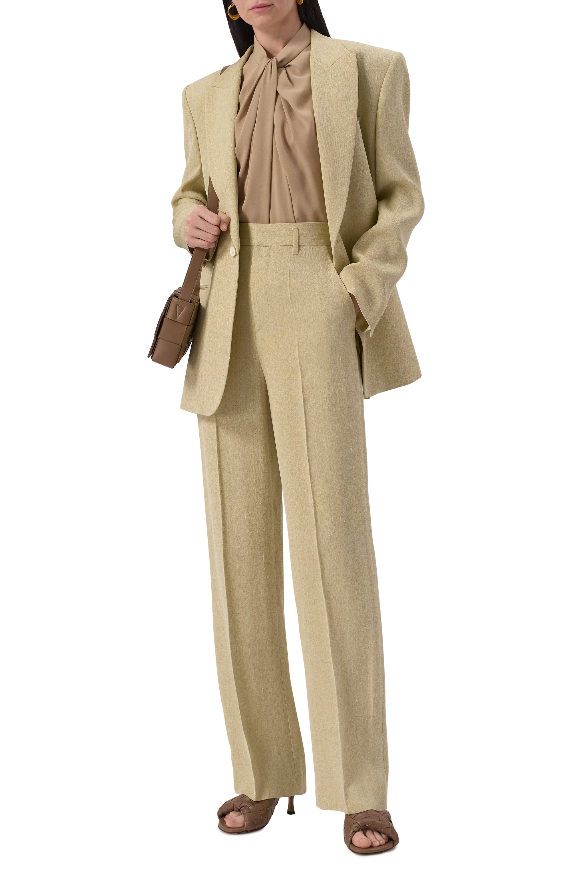 Шелковый топ GIORGIO ARMANI бежевого цвета по цене 149000 руб., арт. GW001107/TE14025, фото 2 Шелковый топ GIORGIO ARMANI, арт. GW001107/TE14025, фото 2