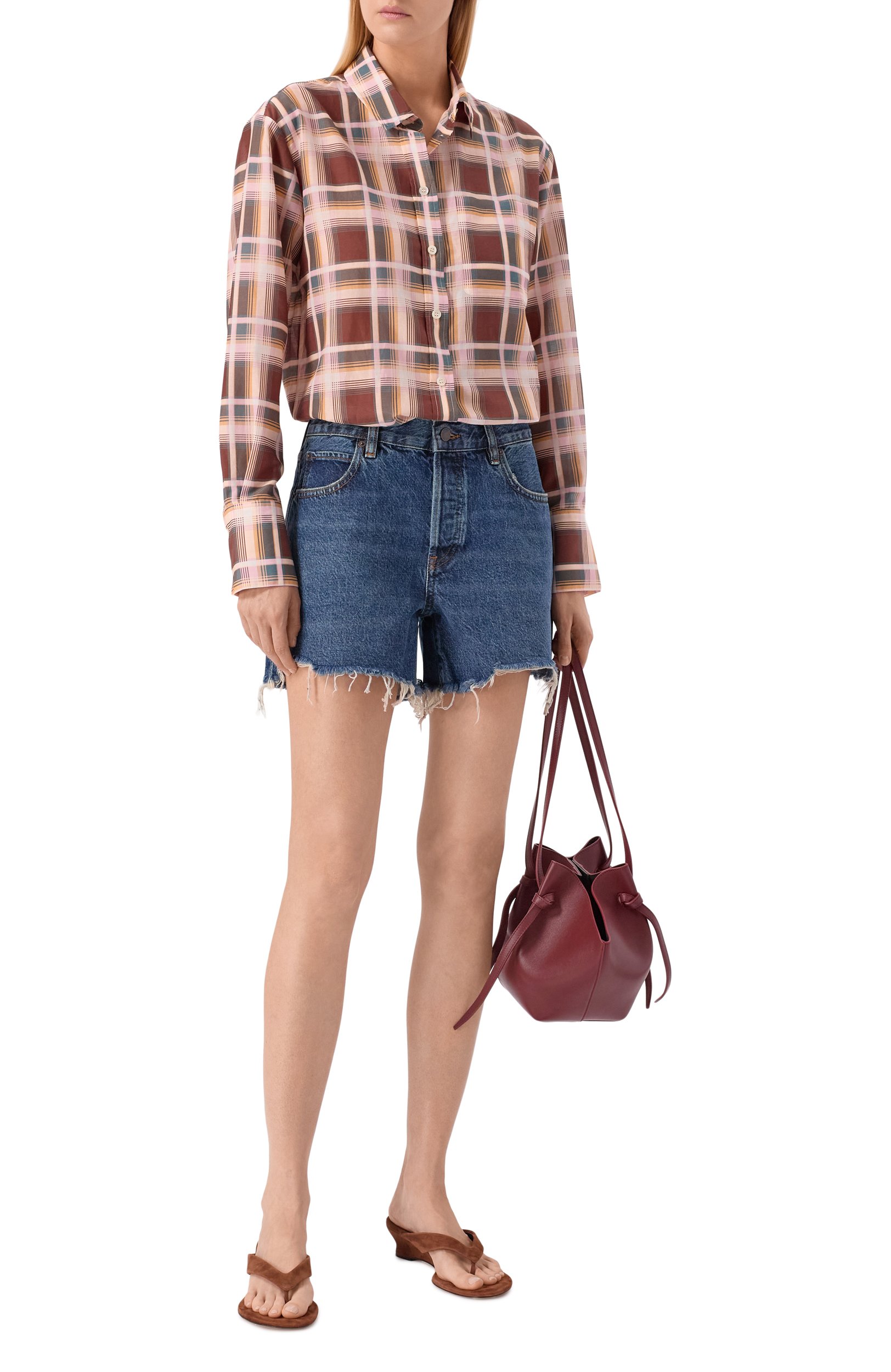 Джинсовые шорты FRAME DENIM синего цвета по цене 32050 руб., арт. 4000LRF105/THE L0NG HANG SH0RT, фото 2 Джинсовые шорты FRAME DENIM, арт. 4000LRF105/THE L0NG HANG SH0RT, фото 2