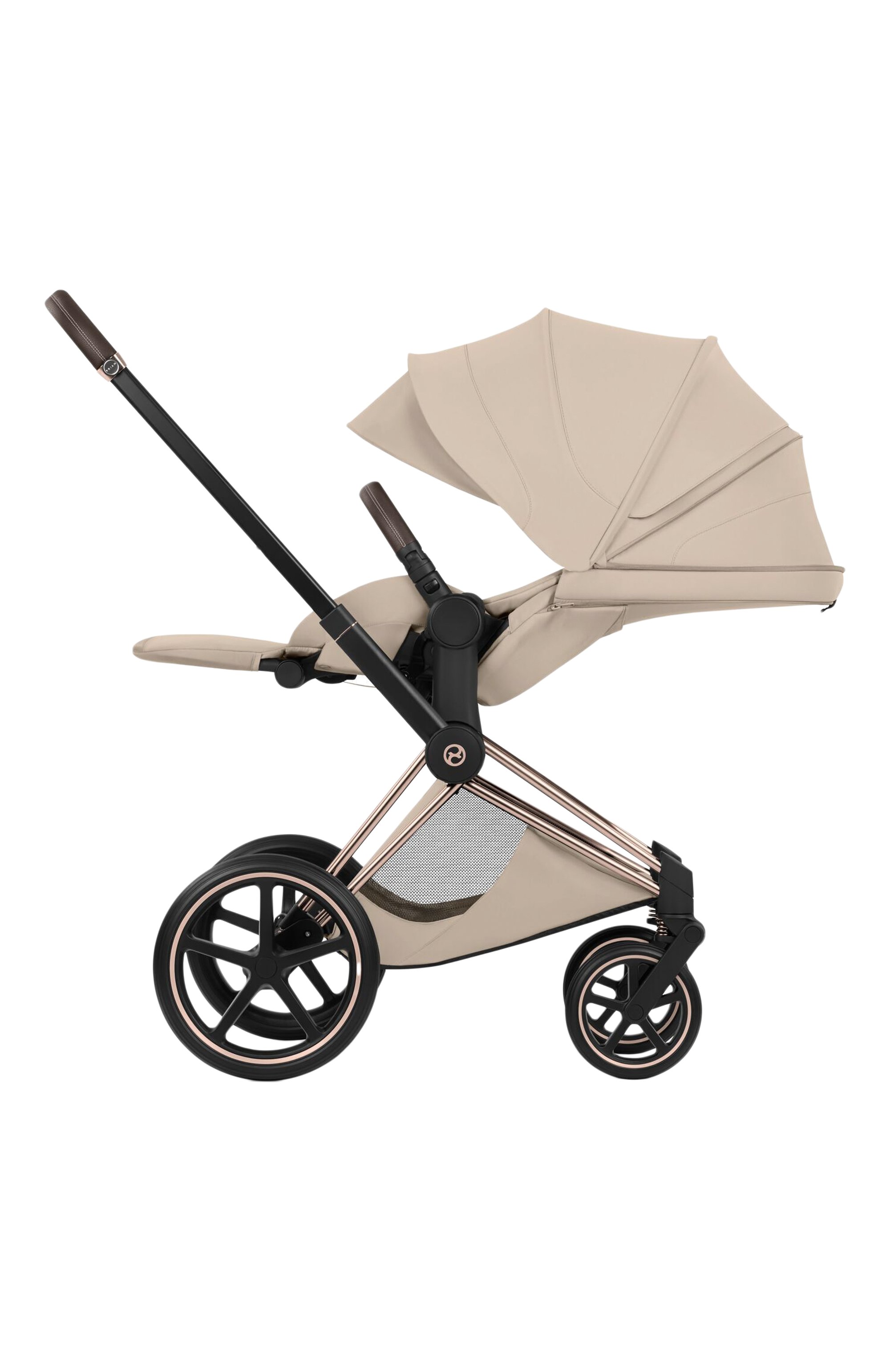 Коляска 2 в 1 priam v style CYBEX бежевого цвета по цене 147250 руб., арт. 526002245, фото 4 Коляска 2 в 1 priam v style CYBEX, арт. 526002245, фото 4