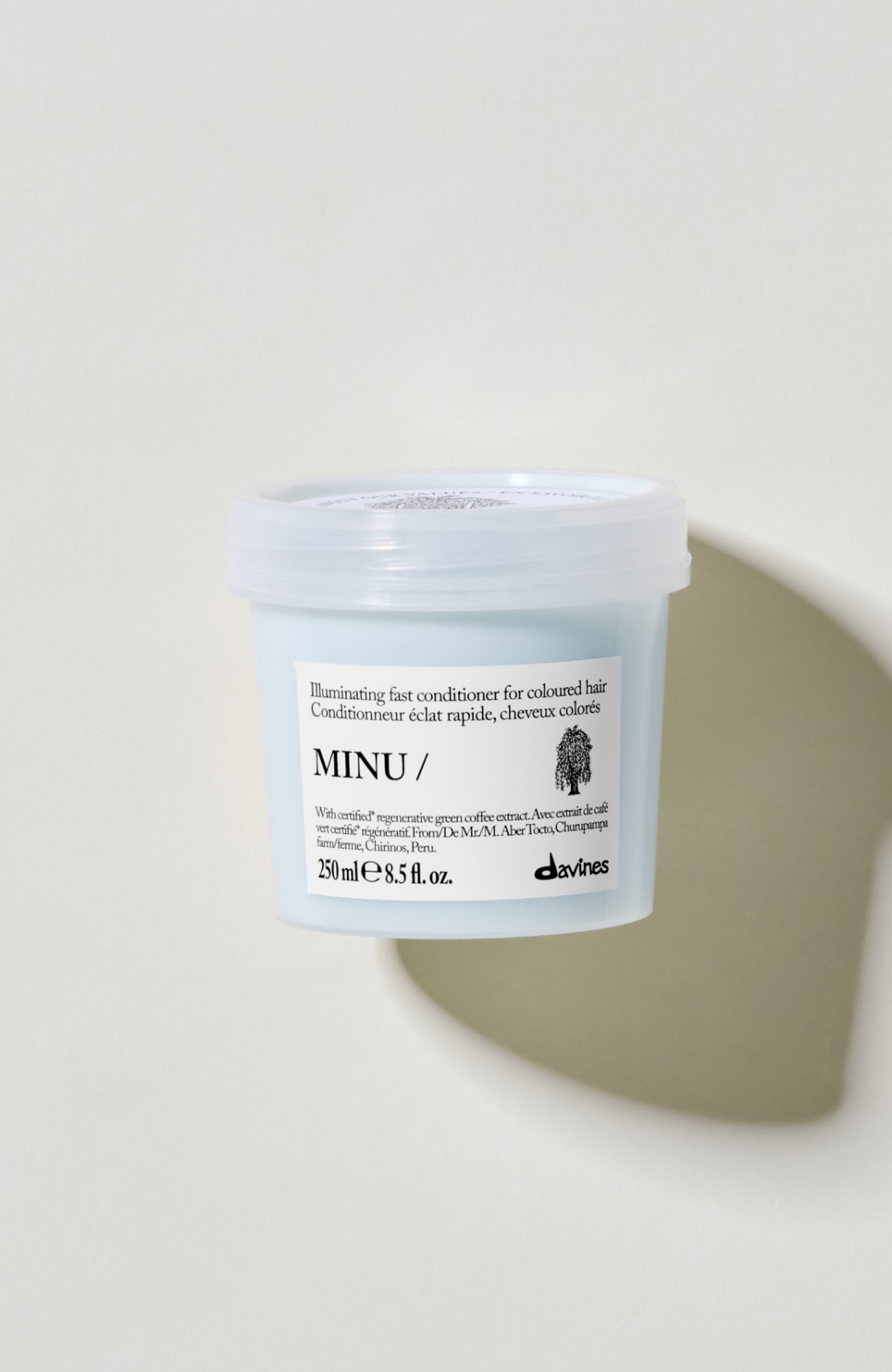 Экспресс-кондиционер для окрашенных волос minu (250ml) DAVINES бесцветного цвета по цене 4620 руб., арт. 70027, фото 2 Экспресс-кондиционер для окрашенных волос minu (250ml) DAVINES, арт. 70027, фото 2