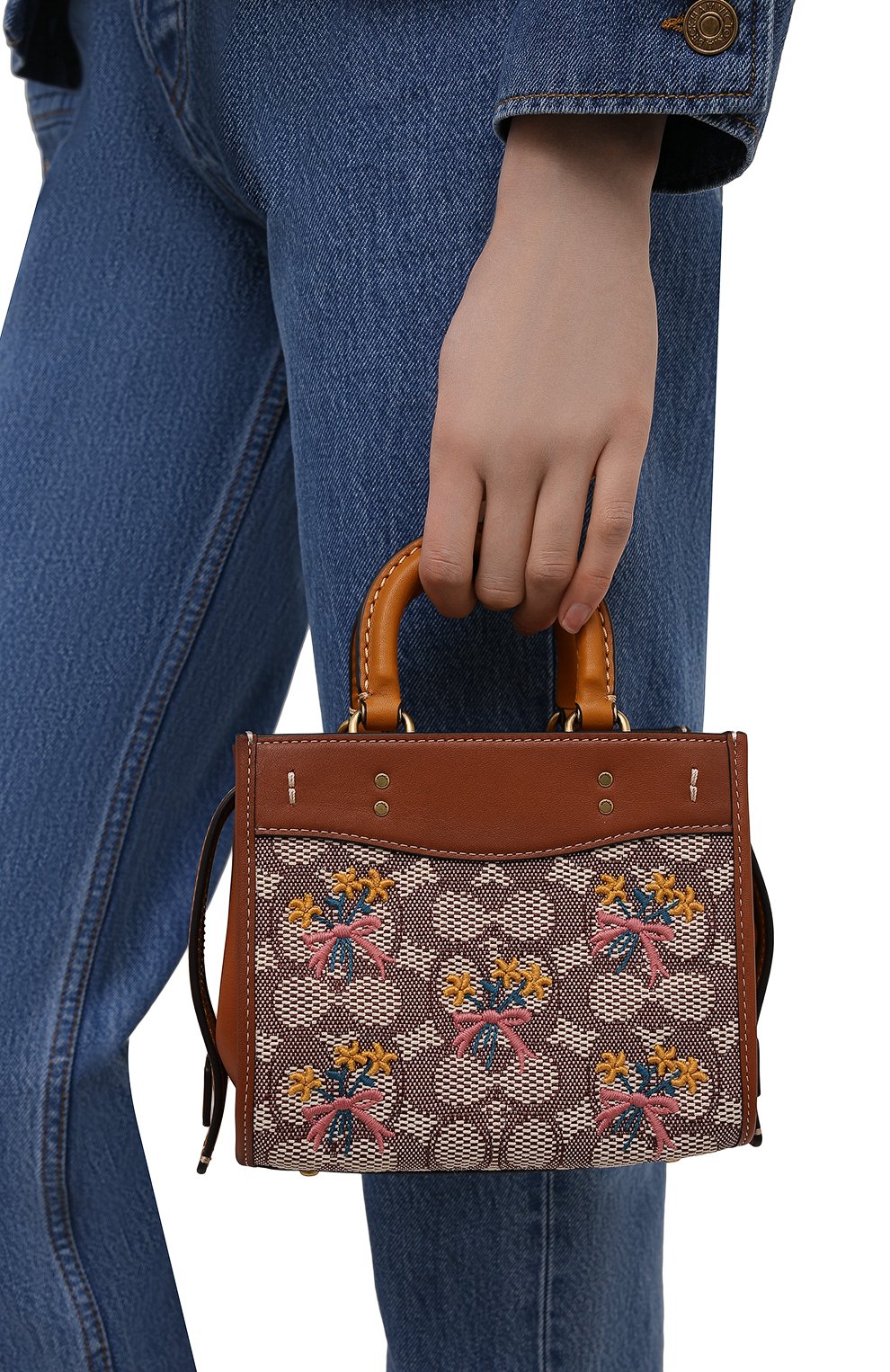 Сумка rogue 17 COACH коричневого цвета по цене 56700 руб., арт. C5465, фото 2 Сумка rogue 17 COACH, арт. C5465, фото 2