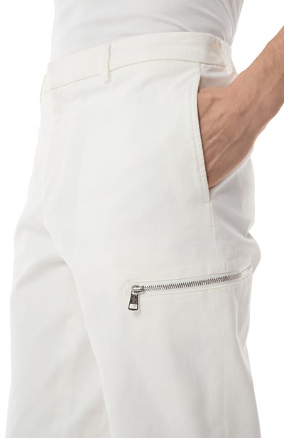 Хлопковые брюки MONCLER белого цвета по цене 65650 руб., арт. 2A000-31-596EJ, фото 5 Хлопковые брюки MONCLER, арт. 2A000-31-596EJ, фото 5