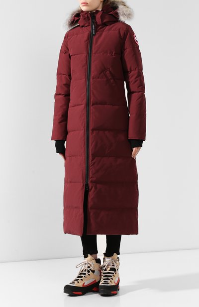 Пуховик mystique CANADA GOOSE бордового цвета по цене 151500 руб., арт. 3035L, фото 3 Пуховик mystique CANADA GOOSE, арт. 3035L, фото 3