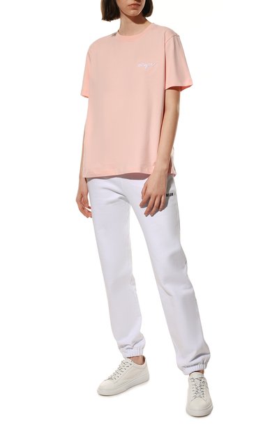 Хлопковая футболка MSGM розового цвета по цене 12800 руб., арт. 3241MDM540 227298, фото 2 Хлопковая футболка MSGM, арт. 3241MDM540 227298, фото 2