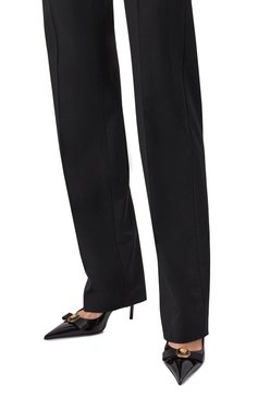 Женские лак�ированные туфли gianni ribbon 85 VERSACE черного цвета, арт. 1013083/1A08983 | Фото 3 (Драгоценные камни: Проставлено; Материал внешний: Натуральная кожа; Каблук высота: Высокий; Материал сплава: Проставлено; Материал внутренний: Натуральная кожа; Подошва: Плоская; Каблук тип: Шпилька)