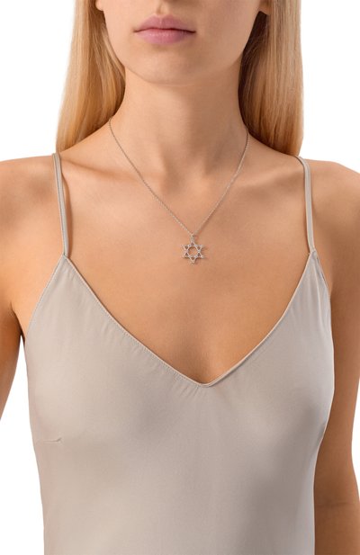 Подвеска insigne SWAROVSKI серебряного цвета по цене 21400 руб., арт. 5677156, фото 2 Подвеска insigne SWAROVSKI, арт. 5677156, фото 2