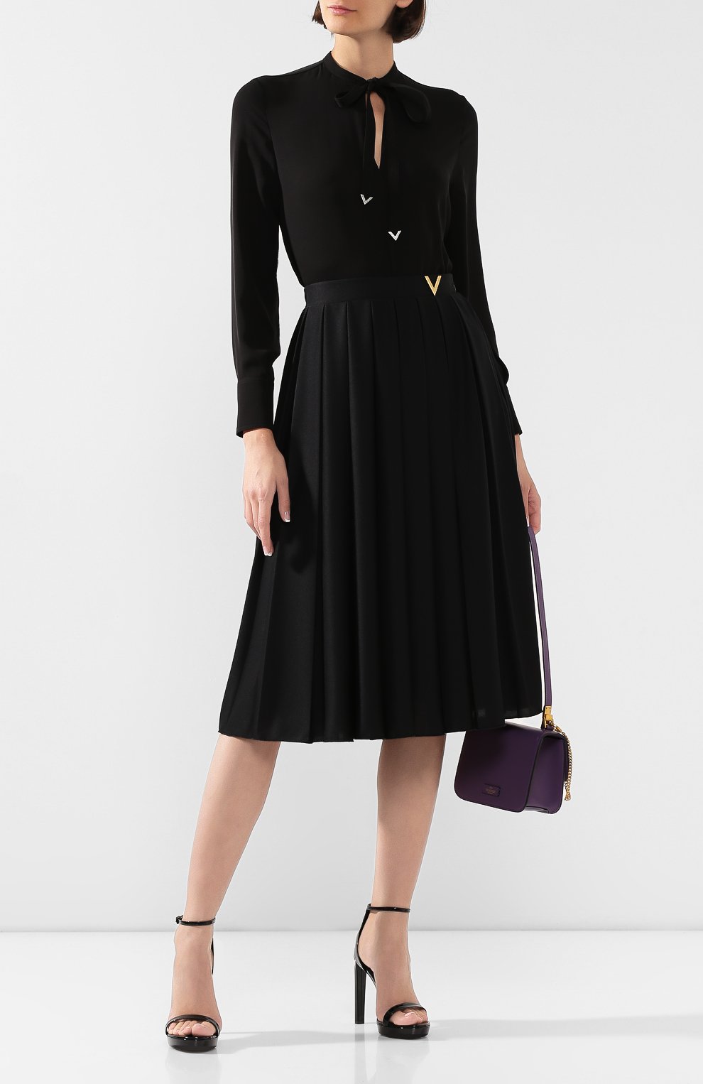 Юбка VALENTINO черного цвета по цене 134000 руб., арт. TB3MD01M5AN, фото 2 Юбка VALENTINO, арт. TB3MD01M5AN, фото 2