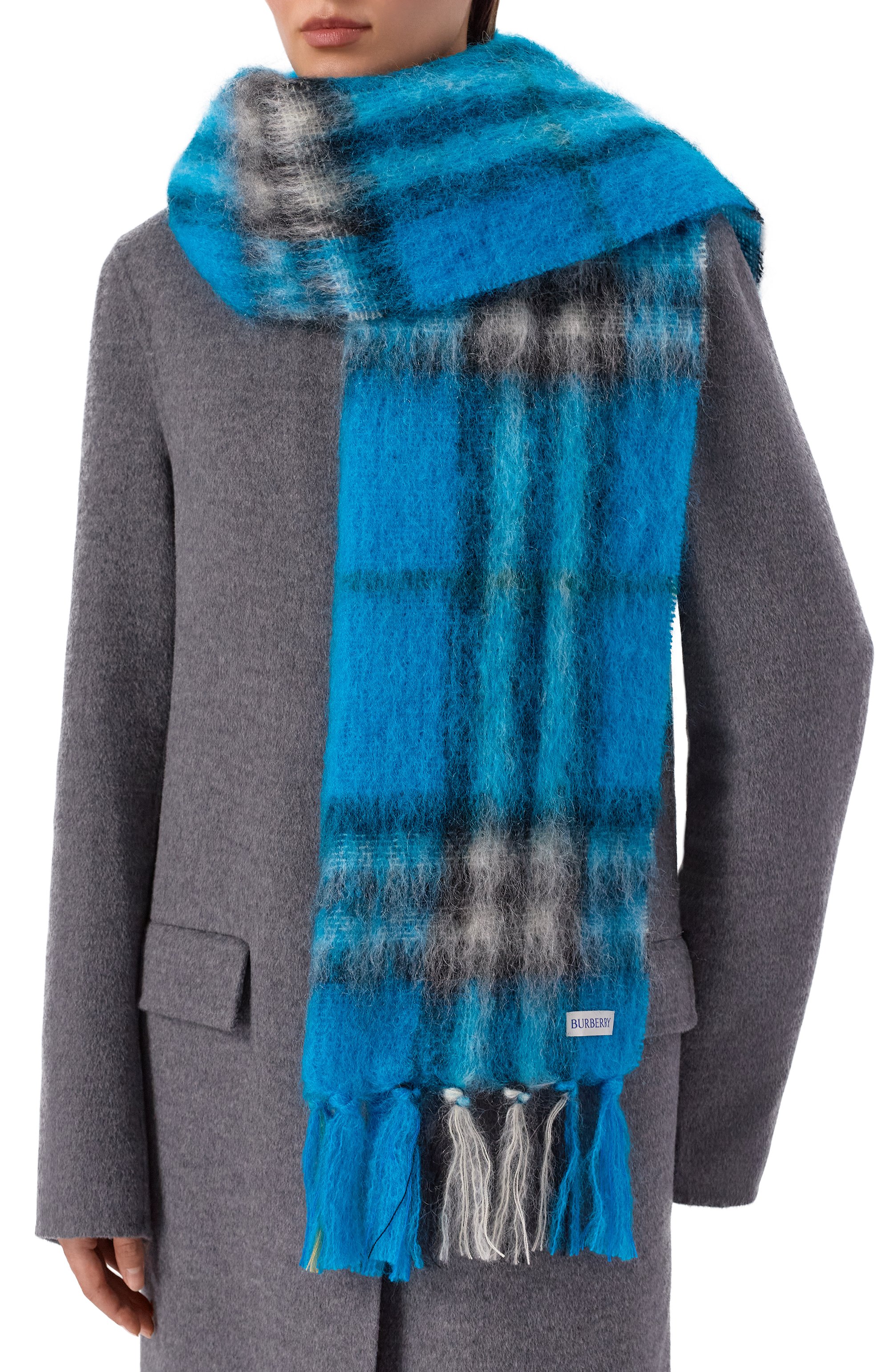 Шерстяной шарф BURBERRY синего цвета по цене 73950 руб., арт. 8112966, фото 2 Шерстяной шарф BURBERRY, арт. 8112966, фото 2