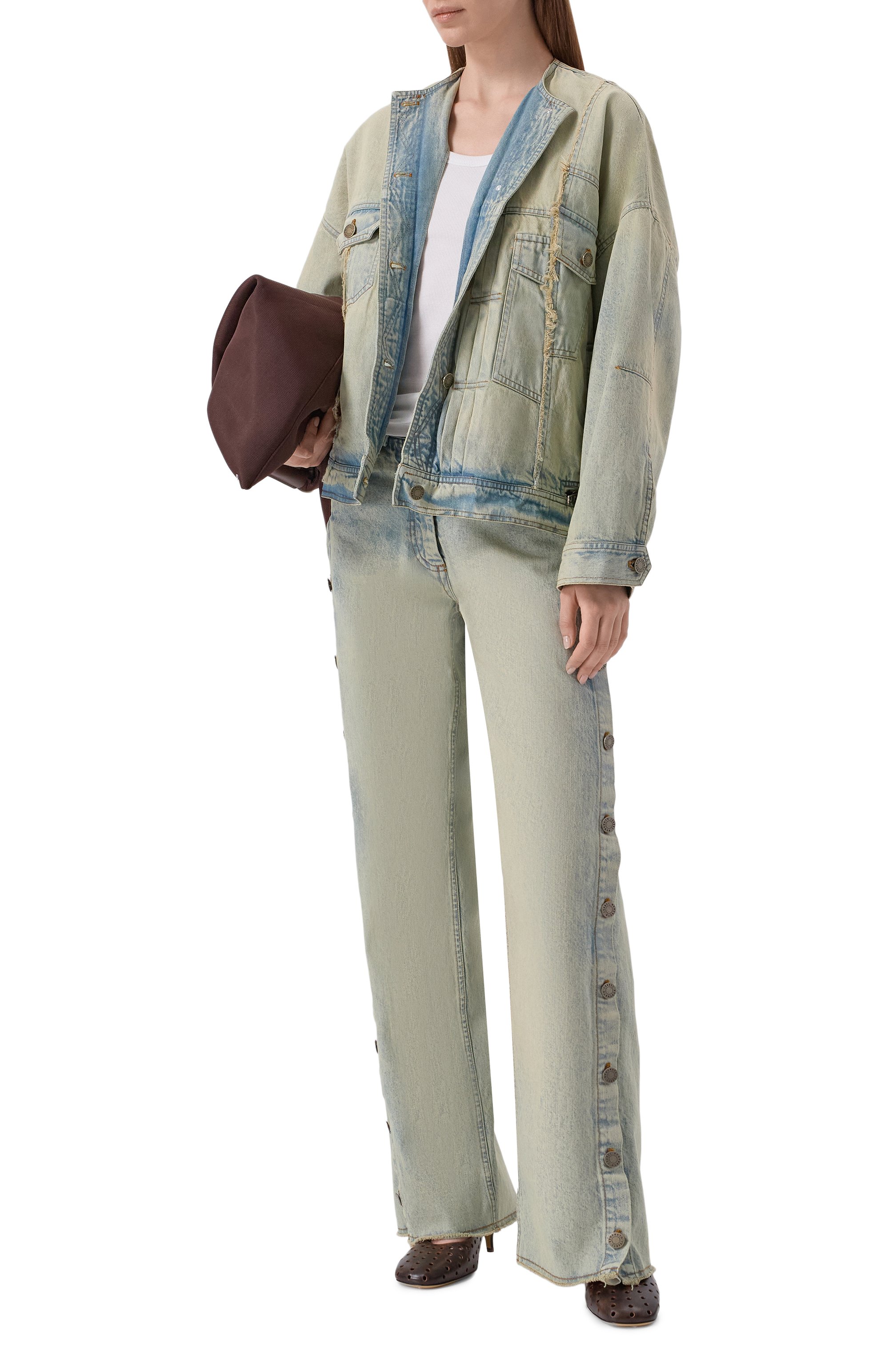 Джинсовая куртка ISABEL BENENATO голубого цвета по цене 120500 руб., арт. DW51MS26, фото 2 Джинсовая куртка ISABEL BENENATO, арт. DW51MS26, фото 2