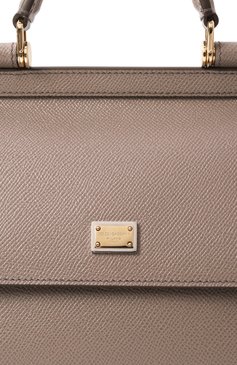 Женская сумка sicily small DOLCE & GABBANA темно-бежевого цвета, арт. BB9003_BE9003_BI9003/A1001_1_ | Фото 3 (Ремень/цепочка: На ремешке; Материал: Натуральная кожа; Сумки-технические: Сумки top-handle; Размер: small)