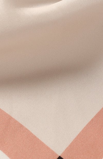 Шелковый платок TOM FORD разноцветного цвета по цене 18150 руб., арт. 5TF91/TF312, фото 3 Шелковый платок TOM FORD, арт. 5TF91/TF312, фото 3