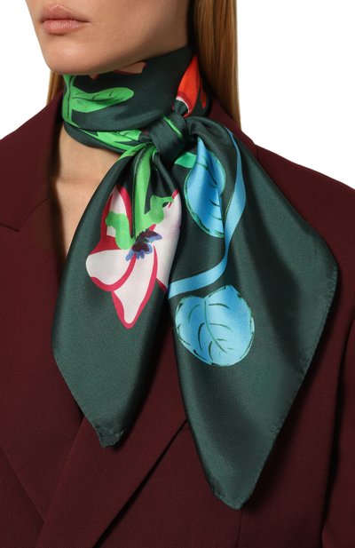 Шелковый платок зеленый гербарий PETITJEAN PARIS зеленого цвета по цене 35000 руб., арт. 19C1, фото 2 Шелковый платок зеленый гербарий PETITJEAN PARIS, арт. 19C1, фото 2
