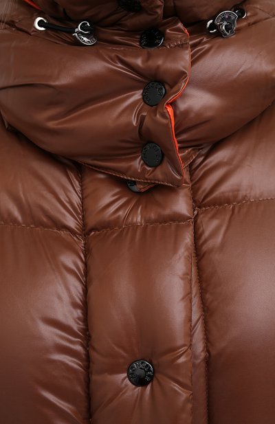Пуховик MONCLER коричневого цвета по цене 176500 руб., арт. F2-093-1D531-00-C0067, фото 5 Пуховик MONCLER, арт. F2-093-1D531-00-C0067, фото 5