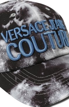 Женская хлопковая бейсболка VERSACE JEANS COUTURE разноцветного цвета, арт. 73HAZK12-BASEBALL CAP WITH CENTRAL/ZG108 | Фото 4 (Материал: Хлопок, Текстиль; Материал сплава: Проставлено; Нос: Не проставлено)