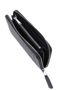 Мужской кожаное портмоне BOTTEGA VENETA темно-синего цвета, арт. 814680/V4LQ1 | Фото 3 (Материал сплава: Проставлено; Материал: Натуральная кожа; Нос: Не проставлено)