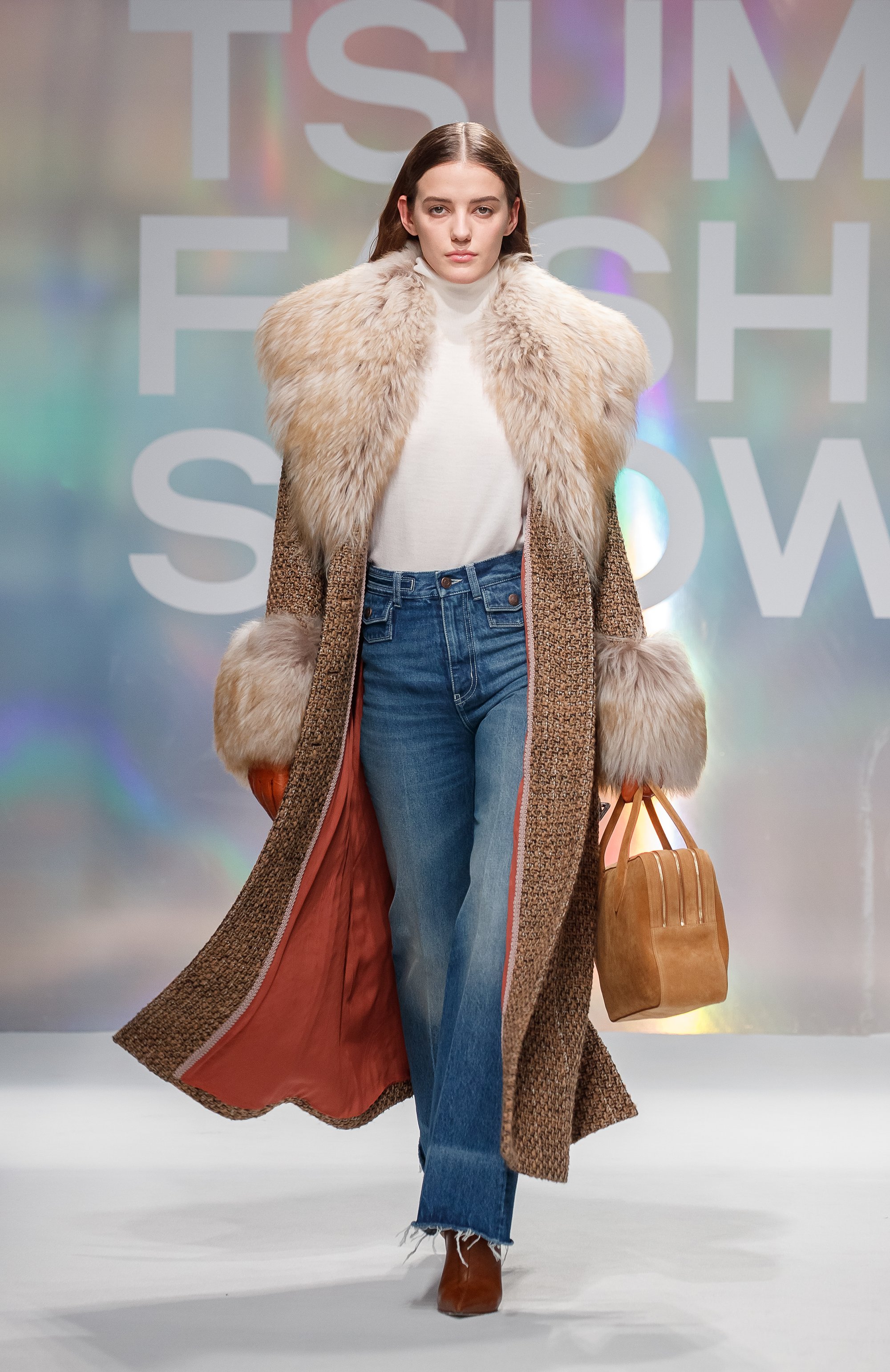 Твидовое пальто с меховой отделкой VALENTINO, арт. 6B3CA7I590M, фото 8