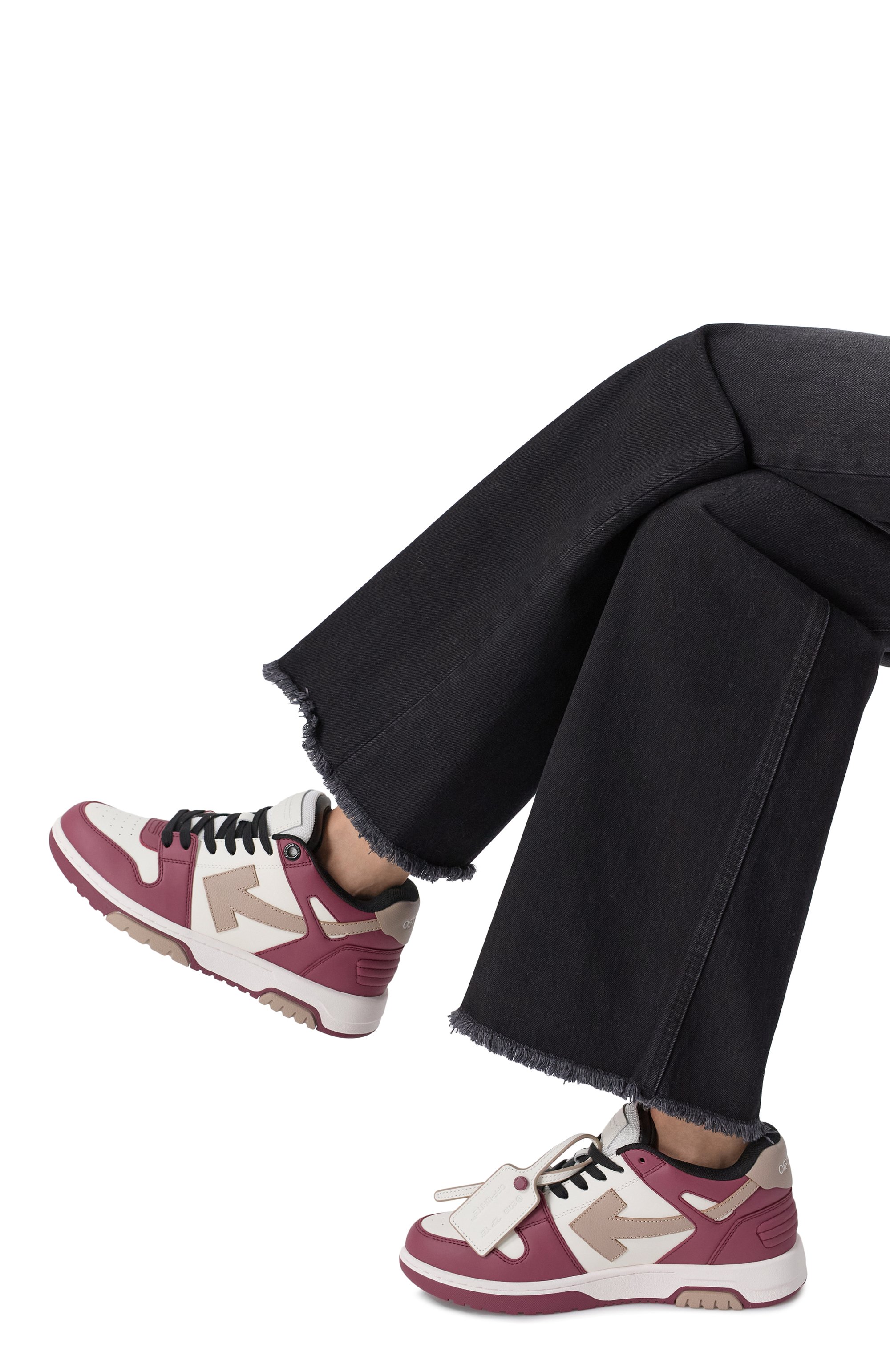 Кожаные кеды out of office OFF-WHITE бордового цвета по цене 73600 руб., арт. 0WIA259F25LEA003, фото 2 Кожаные кеды out of office OFF-WHITE, арт. 0WIA259F25LEA003, фото 2