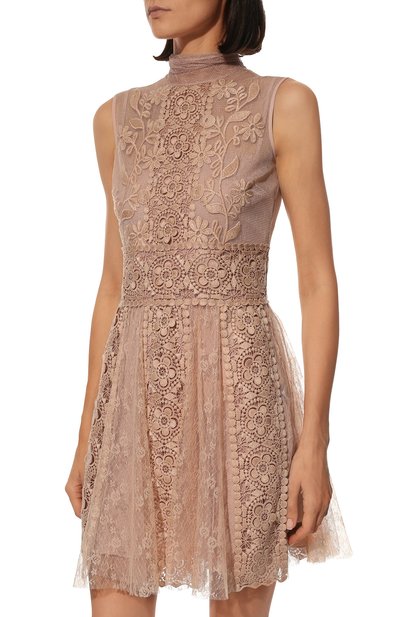 Мини-платье REDVALENTINO розового цвета по цене 97550 руб., арт. TR3VA11B/4TB, фото 3 Мини-платье REDVALENTINO, арт. TR3VA11B/4TB, фото 3