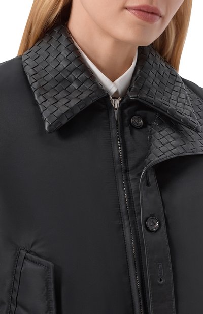 Бомбер BOTTEGA VENETA черного цвета по цене 554500 руб., арт. 860778/V6C50, фото 5 Бомбер BOTTEGA VENETA, арт. 860778/V6C50, фото 5