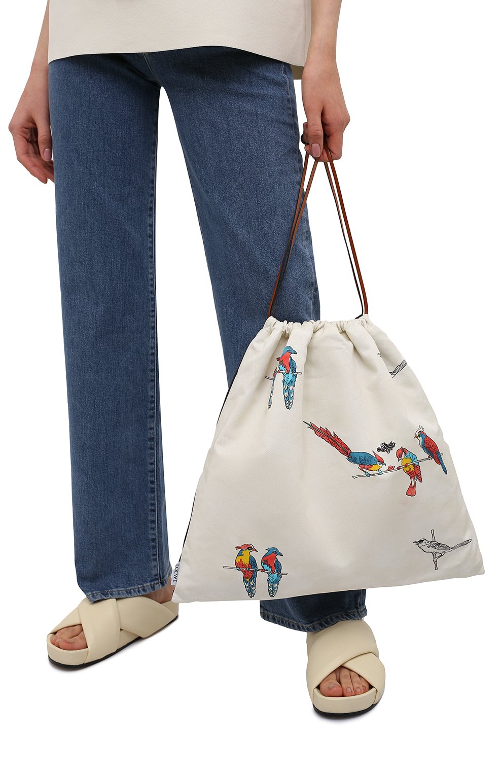 Сумка drawstring loewe x paula's ibiza LOEWE черного цвета по цене 32100 руб., арт. C822086X08, фото 6 Сумка drawstring loewe x paula's ibiza LOEWE, арт. C822086X08, фото 6