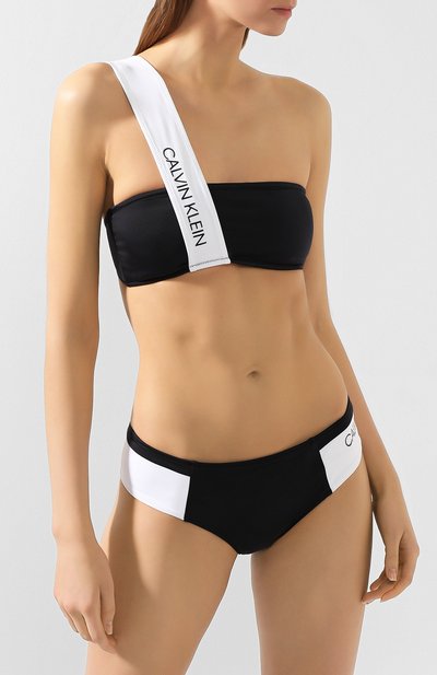 Плавки-бикини CALVIN KLEIN черного цвета по цене 5120 руб., арт. KW0KW00841, фото 2 Плавки-бикини CALVIN KLEIN, арт. KW0KW00841, фото 2