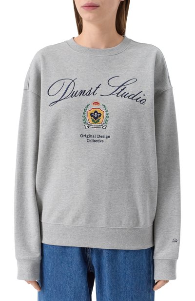 Хлопковый свитшот DUNST серого цвета по цене 9990 руб., арт. UDTS5A113G2, фото 3 Хлопковый свитшот DUNST, арт. UDTS5A113G2, фото 3