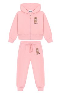 Светло-розовый