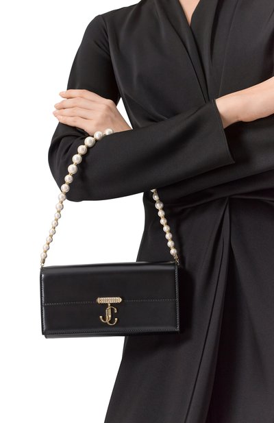 Клатч avenue JIMMY CHOO черного цвета по цене 133000 руб., арт. AVENUE WALLET/CHAIN, фото 2 Клатч avenue JIMMY CHOO, арт. AVENUE WALLET/CHAIN, фото 2